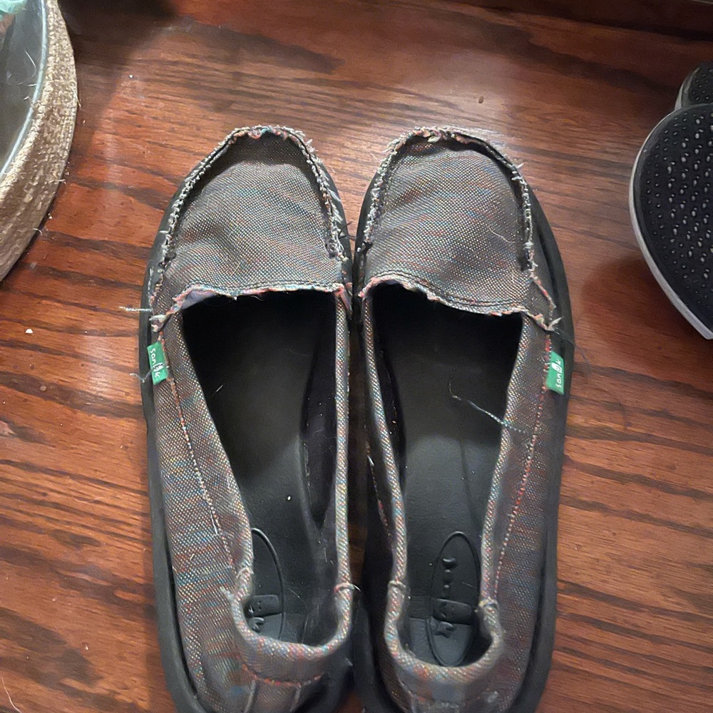 Sanuk slip ins